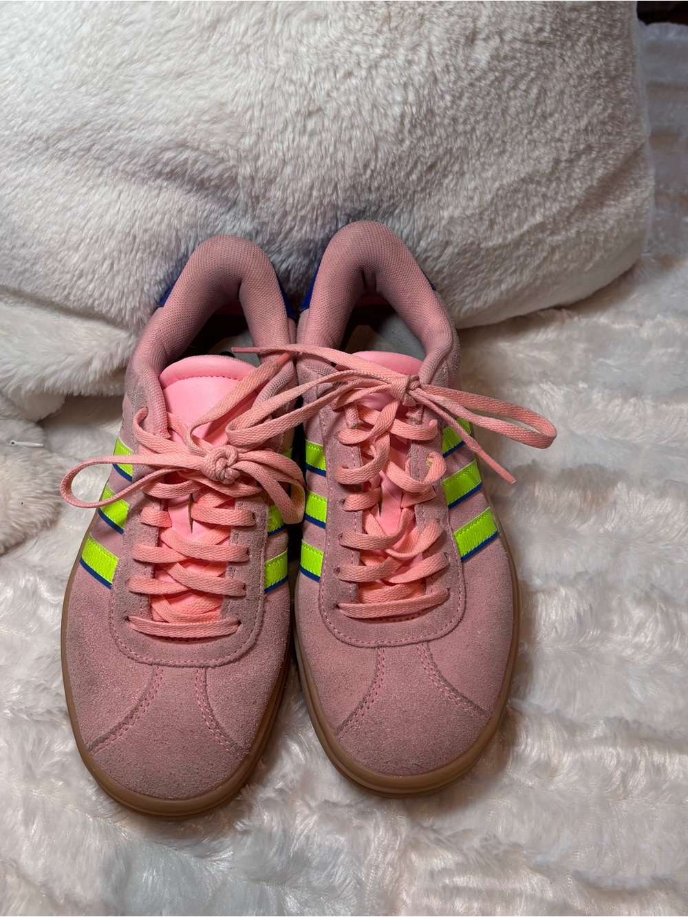 adidas VL Court Bold Womens Shoes size 4
